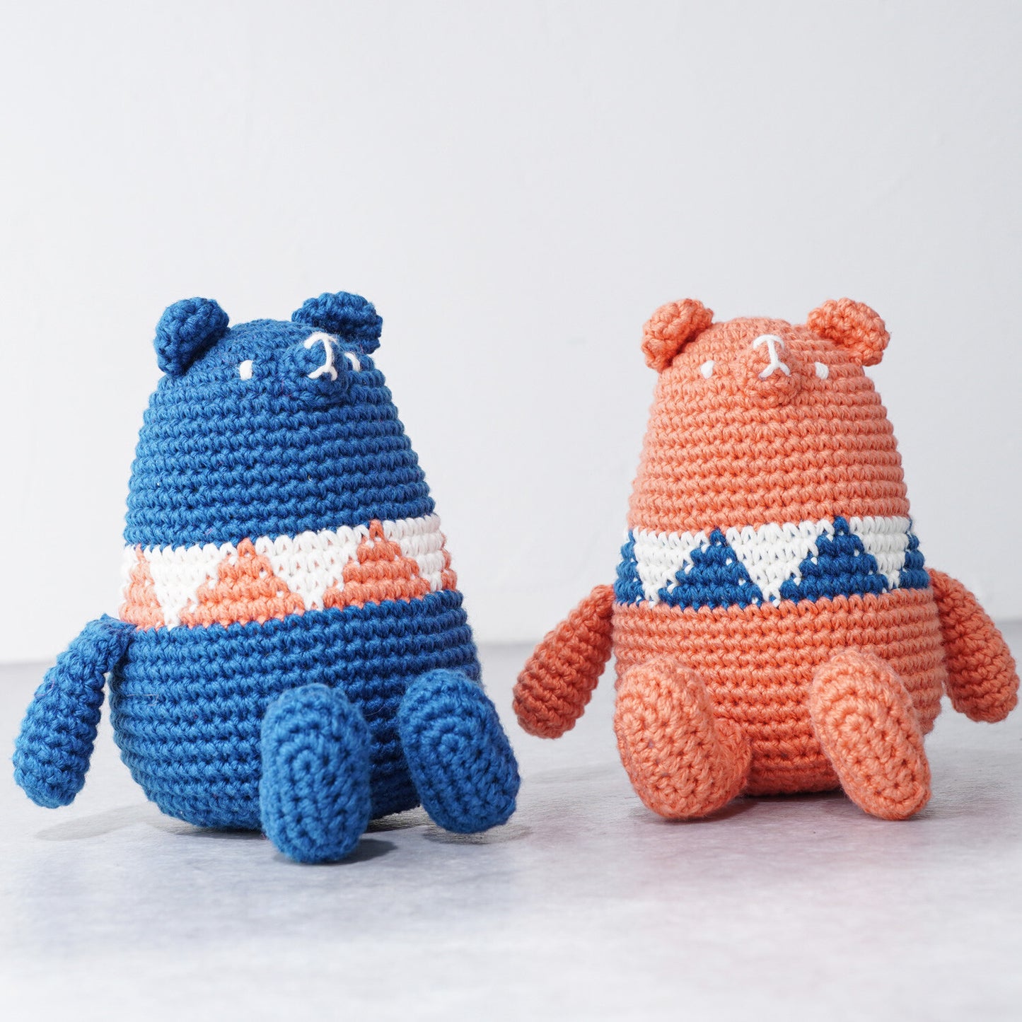Sitting Bear Amigurumi Crochet Kit – Pair