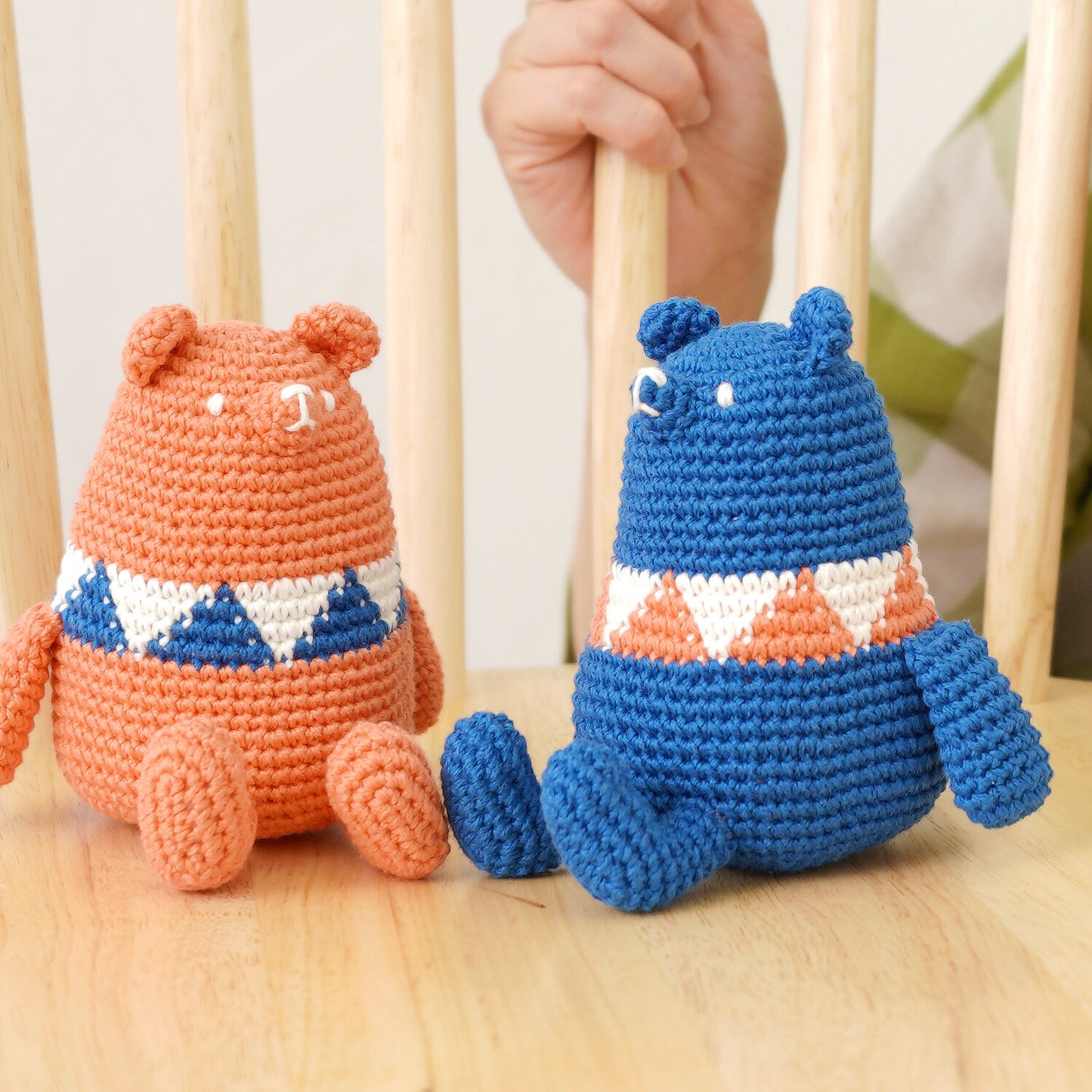 Sitting Bear Amigurumi Crochet Kit – Pair