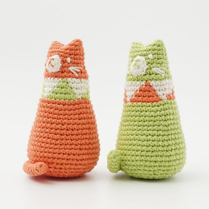 Sitting Cat Pair Amigurumi Crochet Kit