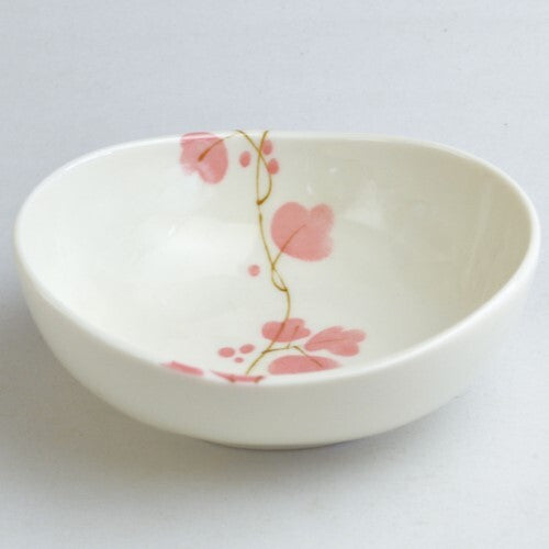 Mino Ware Side Dish Bowl - Pastel Pink Ivy Design