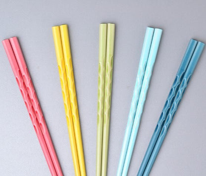 Wakasa Lacquerware Chopsticks | Vibrant 5-Color Set — Dishwasher-Safe | Made in Japan